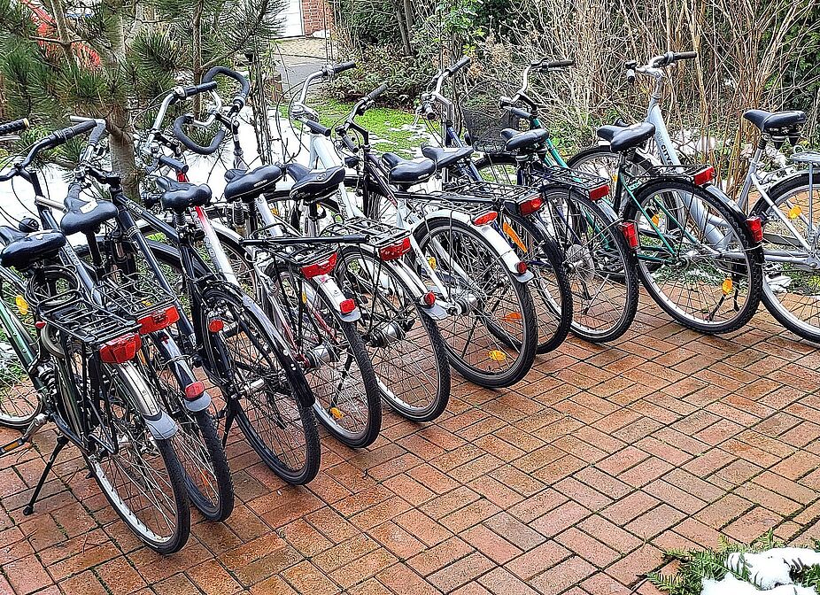 Fertig aufgearbeitete Fahrräder Fertig aufgearbeitete Fahrräder