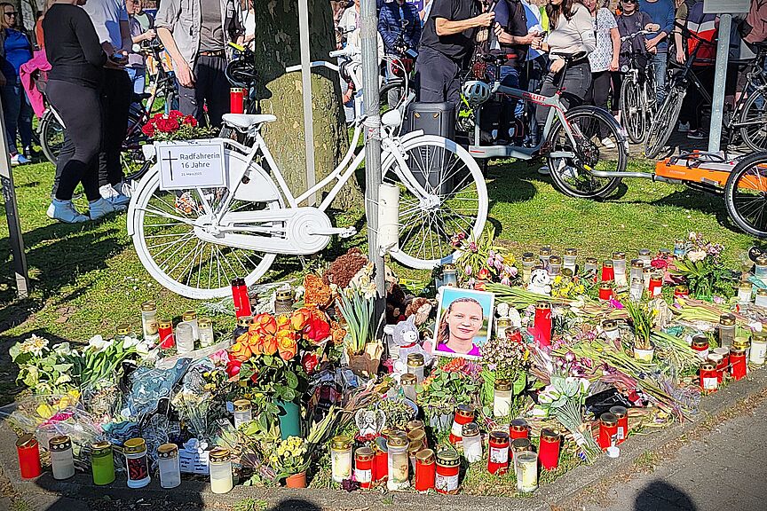 Ghostbike Gedenkstätte Ghostbike Gedenkstätte