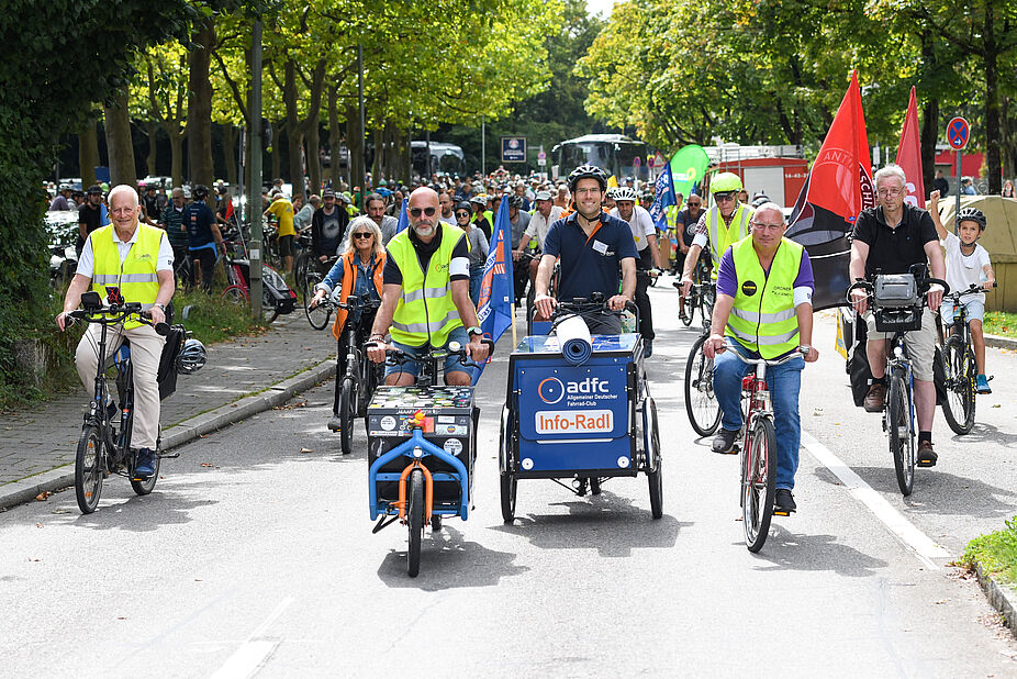 #aussteigen-Sternfahrt München #aussteigen-Sternfahrt zur IAA für eine echte Mobilitätswende